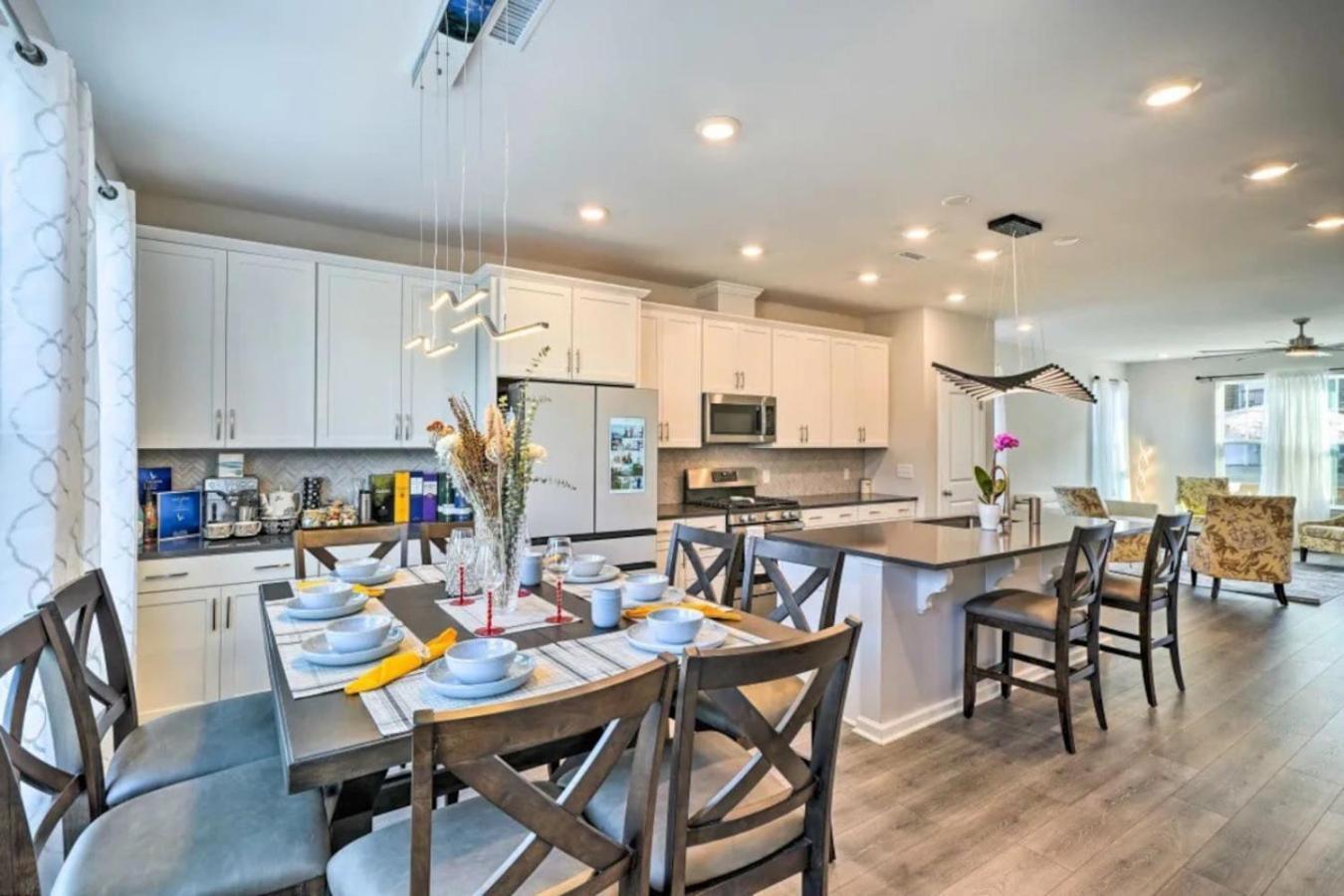 The Villas Buckingham 10 Mins To Rdu Airport Duke Downtown Durham Exterior foto