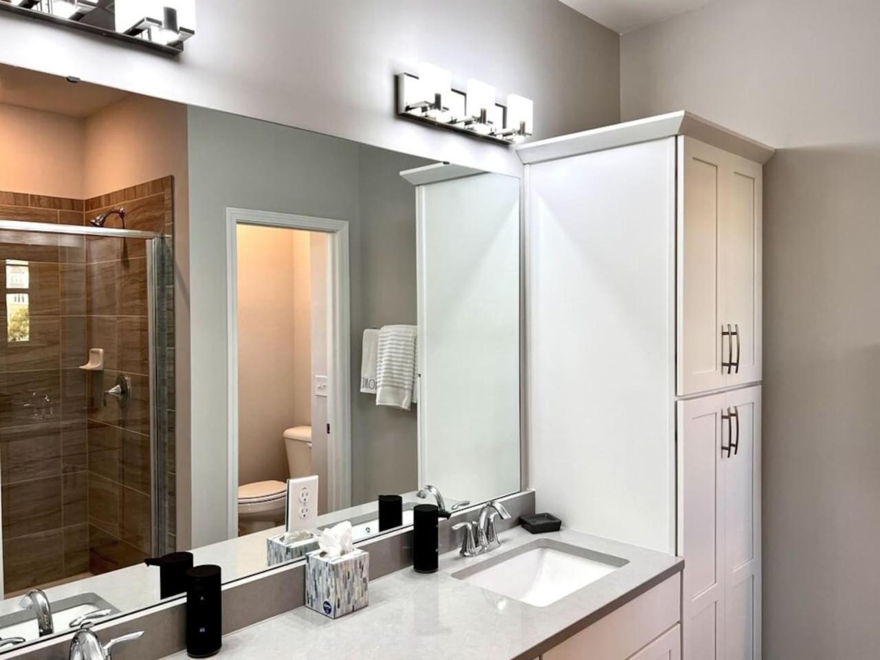 The Villas Buckingham 10 Mins To Rdu Airport Duke Downtown Durham Exterior foto